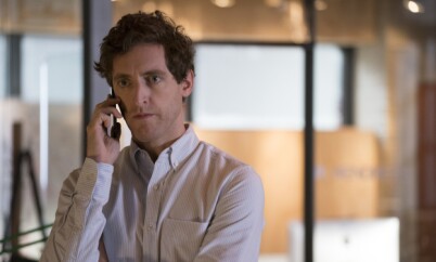 STJERNE: Thomas Middleditch har spilt i HBO-serien «Silicon Valley» i en rekke år. Dette bildet er fra femte sesong. Foto: HBO/Kobal/REX, NTB scanpix STJERNE: Thomas Middleditch har spilt i HBO-serien «Silicon Valley» i en rekke år. Dette bildet er fra femte sesong. Foto: HBO/Kobal/REX, NTB scanpix